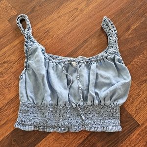 Love Tree Chambray Denim Light Wash Crop Ruched Top Large